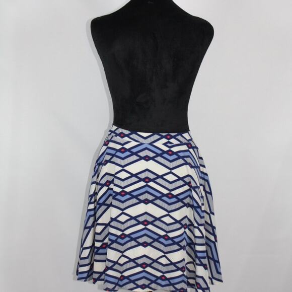 Anthropologie Francesca's Birdhouse Geometric Print Skit Size Medium - Picture 4 of 12